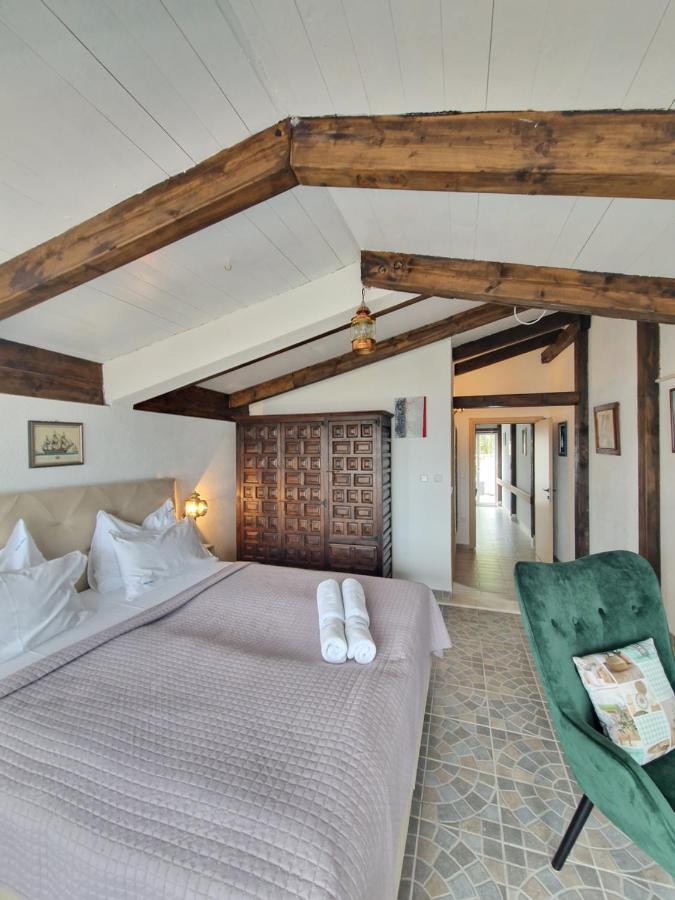 Luxury Apartments Silva With Sea View Okrug Gornji Luaran gambar