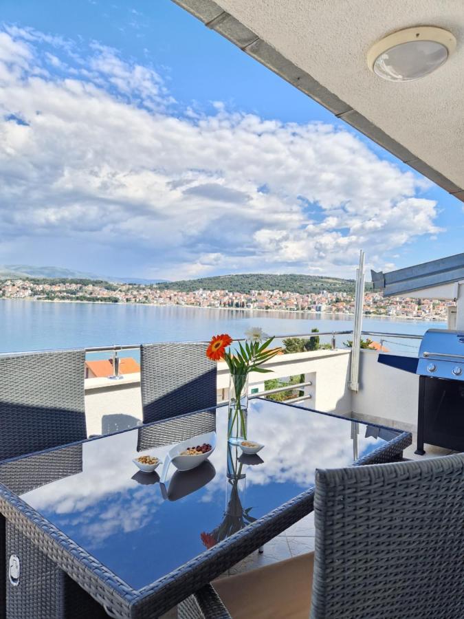 Luxury Apartments Silva With Sea View Okrug Gornji Luaran gambar