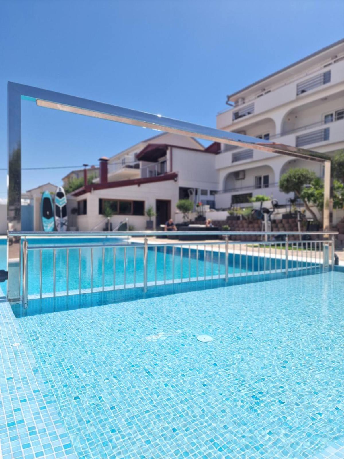 Luxury Apartments Silva With Sea View Okrug Gornji Luaran gambar
