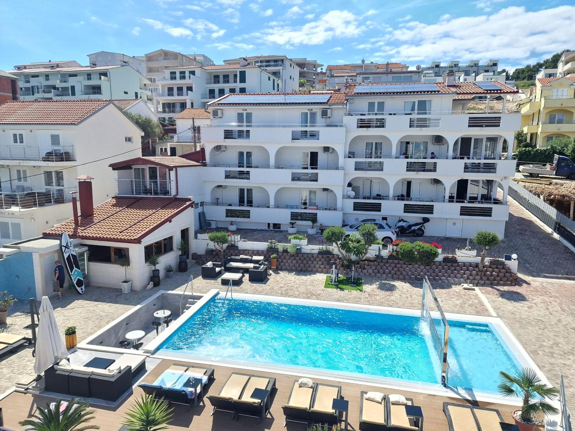 Luxury Apartments Silva With Sea View Okrug Gornji Luaran gambar